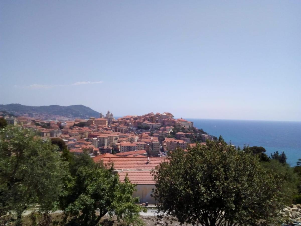 Villino Anna Villa Imperia Bagian luar foto